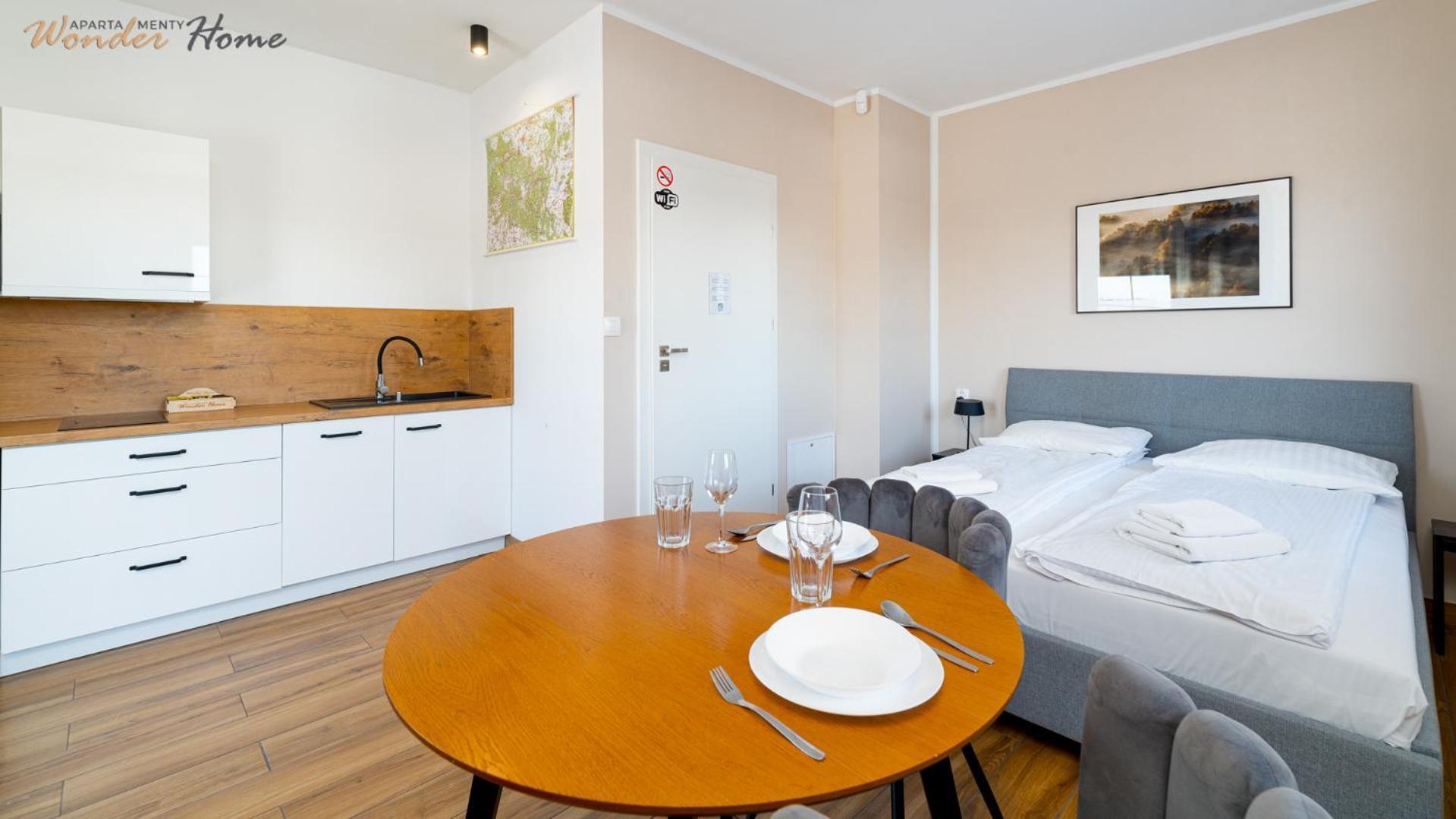 Wonder Home - Karkonosze Apartments with Garden and Seasonal Pool Myslakowice Exterior photo